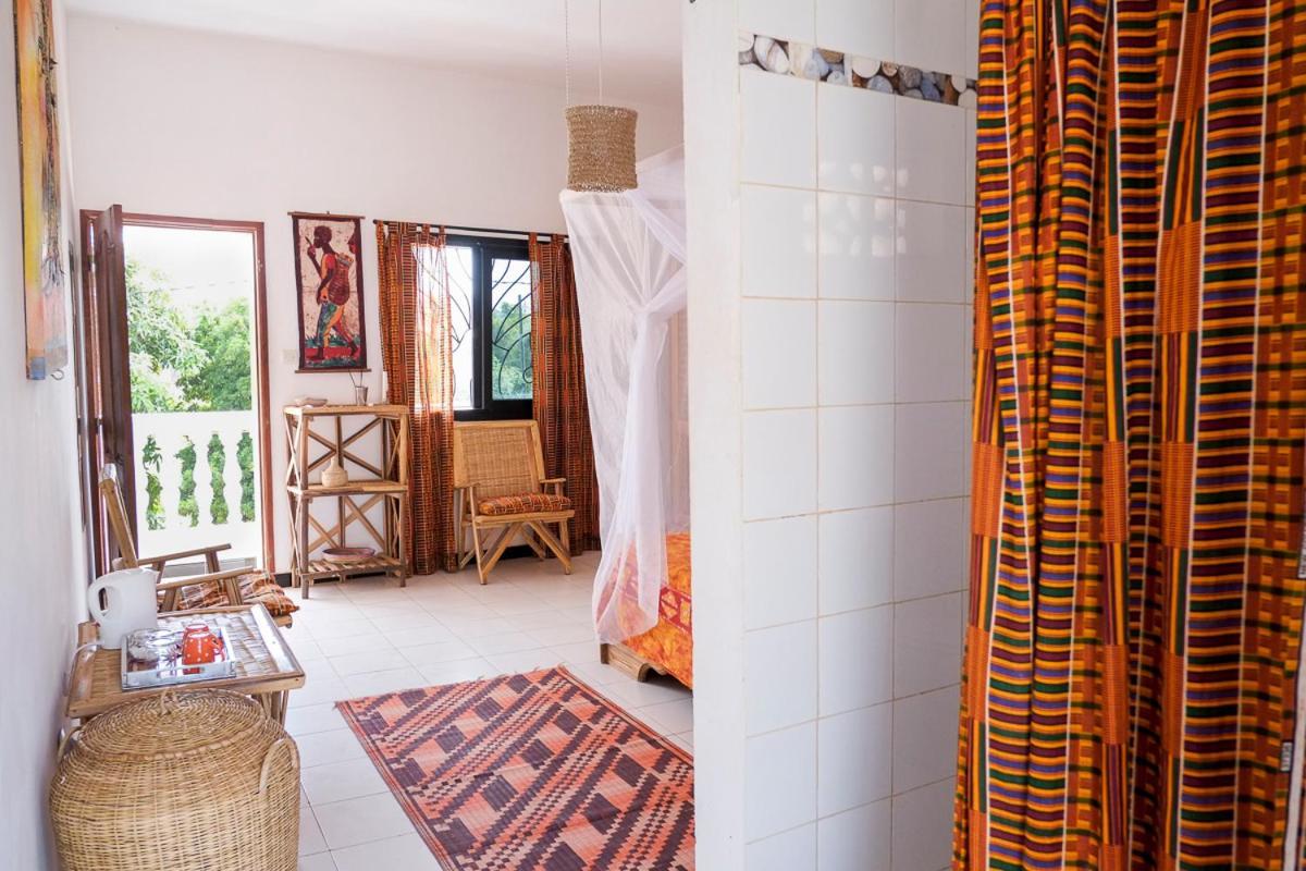 Bed and Breakfast Keur Dofie Toubab Dialao Exterior foto