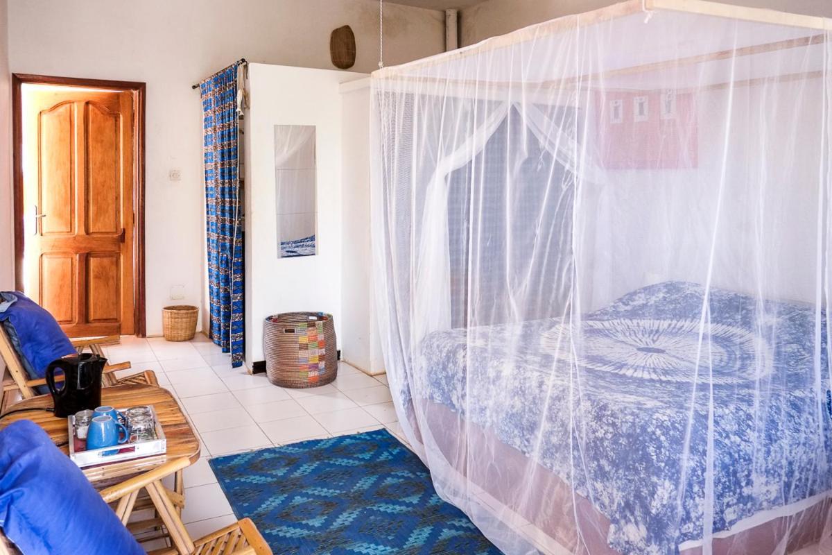 Bed and Breakfast Keur Dofie Toubab Dialao Exterior foto